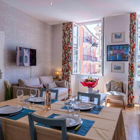 Apartment Beautiful Provencal Apartment, Fully Equipped, 300m Away - Fontaine 3 *