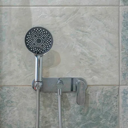 Beautiful Provencal Apartment, Fully Equipped, 300m Away - Fontaine 3 Apartment